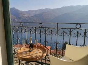 Simo House/ Stunning Lake View/ Balcony Carate Urio